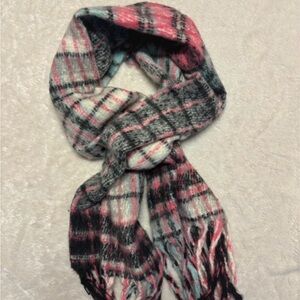 Plaid Women's Scarf - Pink, Blue, Black, White